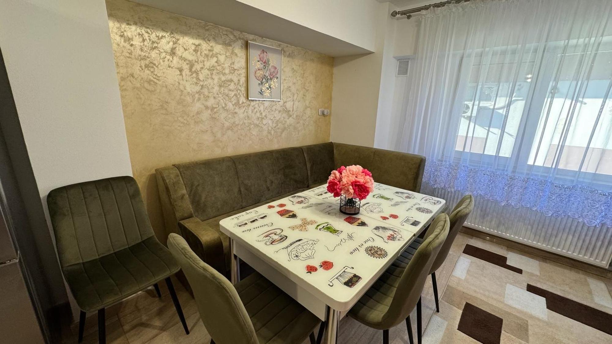 Apartament Cozy Dragasani Ngoại thất bức ảnh